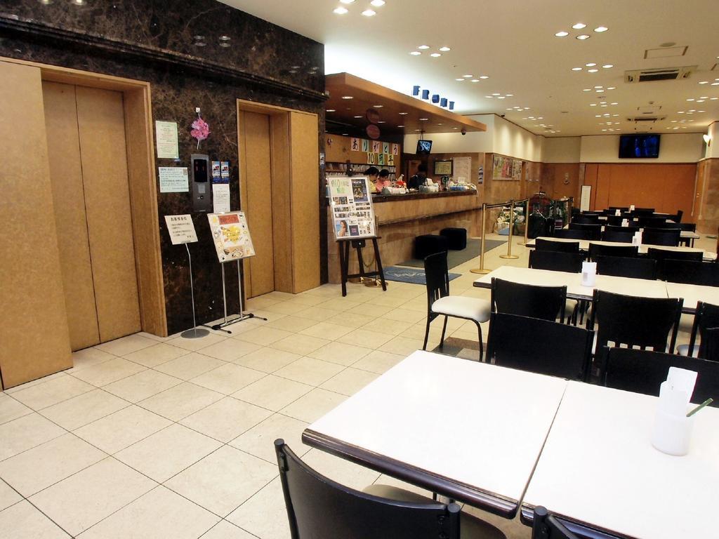 Toyoko Inn Hokkaido Sapporo-Eki Kita-Guchi Exterior foto